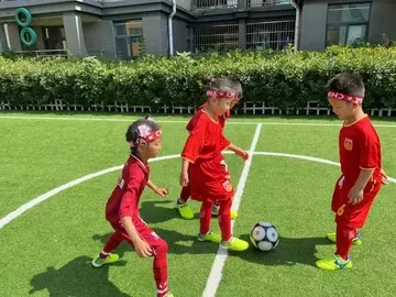 大学篮球运动员如何应对常见的伤病并进行有效治疗?_1